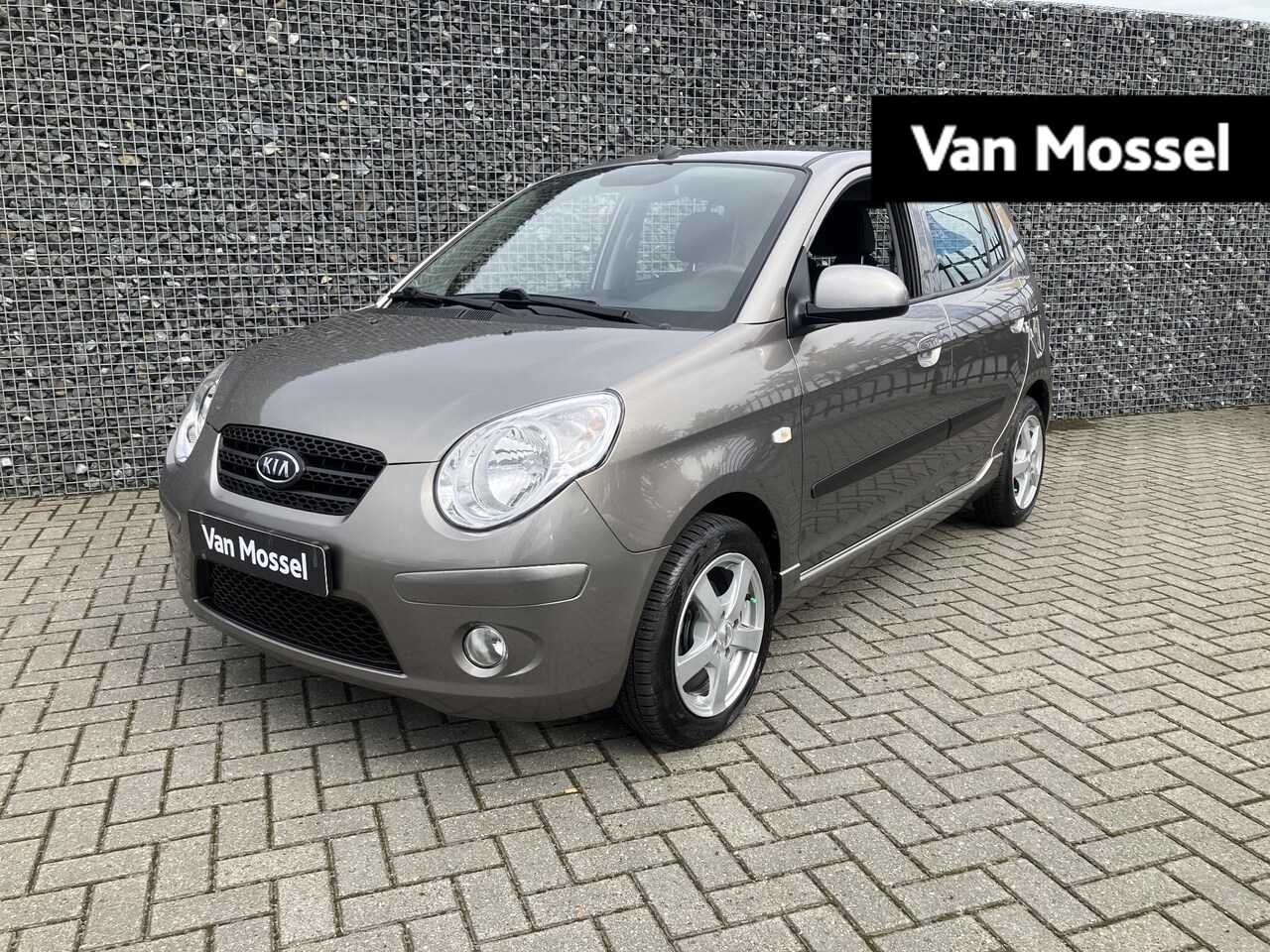 Kia Picanto - 1.0 Seven | NIEUWE APK | 1E EIGENAAR | TREKHAAK | AIRCO | RIJKLAARPRIJS !!! - AutoWereld.nl