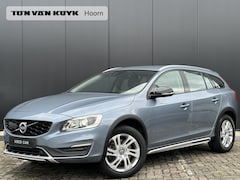 Volvo V60 Cross Country - 2.0 T5 Nordic+ Standkachel, stoel en voorruitverwarming. park assist camera, on call, xeno