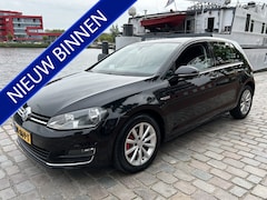Volkswagen Golf - 1.6 TDI Business Edition Connected Automaat Airco/ECC Navigatie