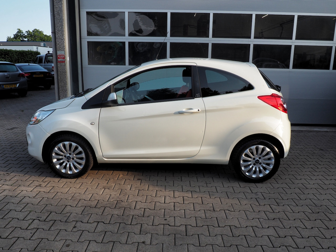 Ford Ka - 1.2 Titanium AIRCO LM VELGEN ELEK. PAKKET NL AUTO