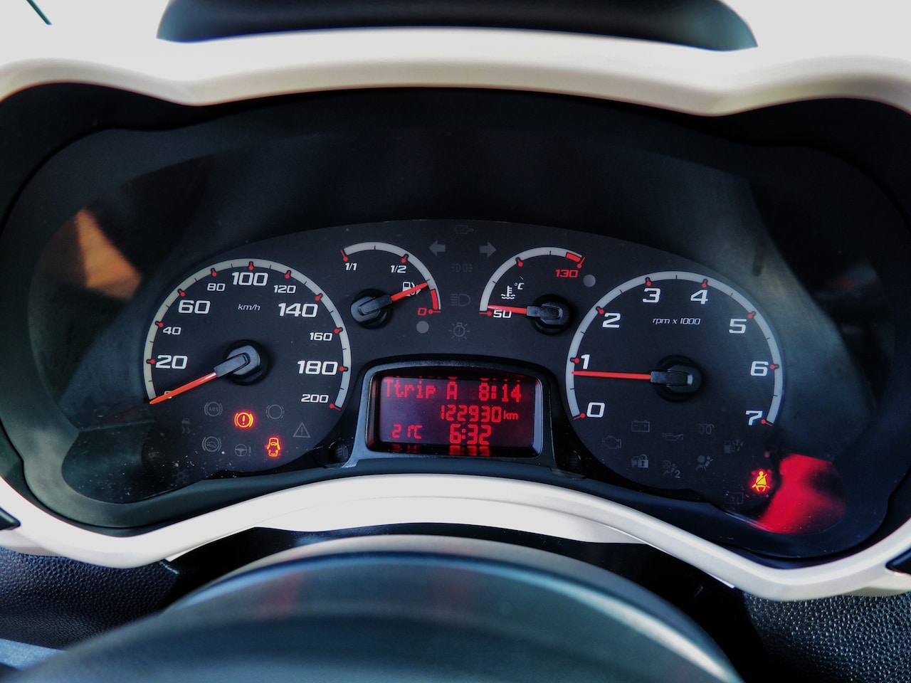 Ford Ka - 1.2 Titanium AIRCO LM VELGEN ELEK. PAKKET NL AUTO