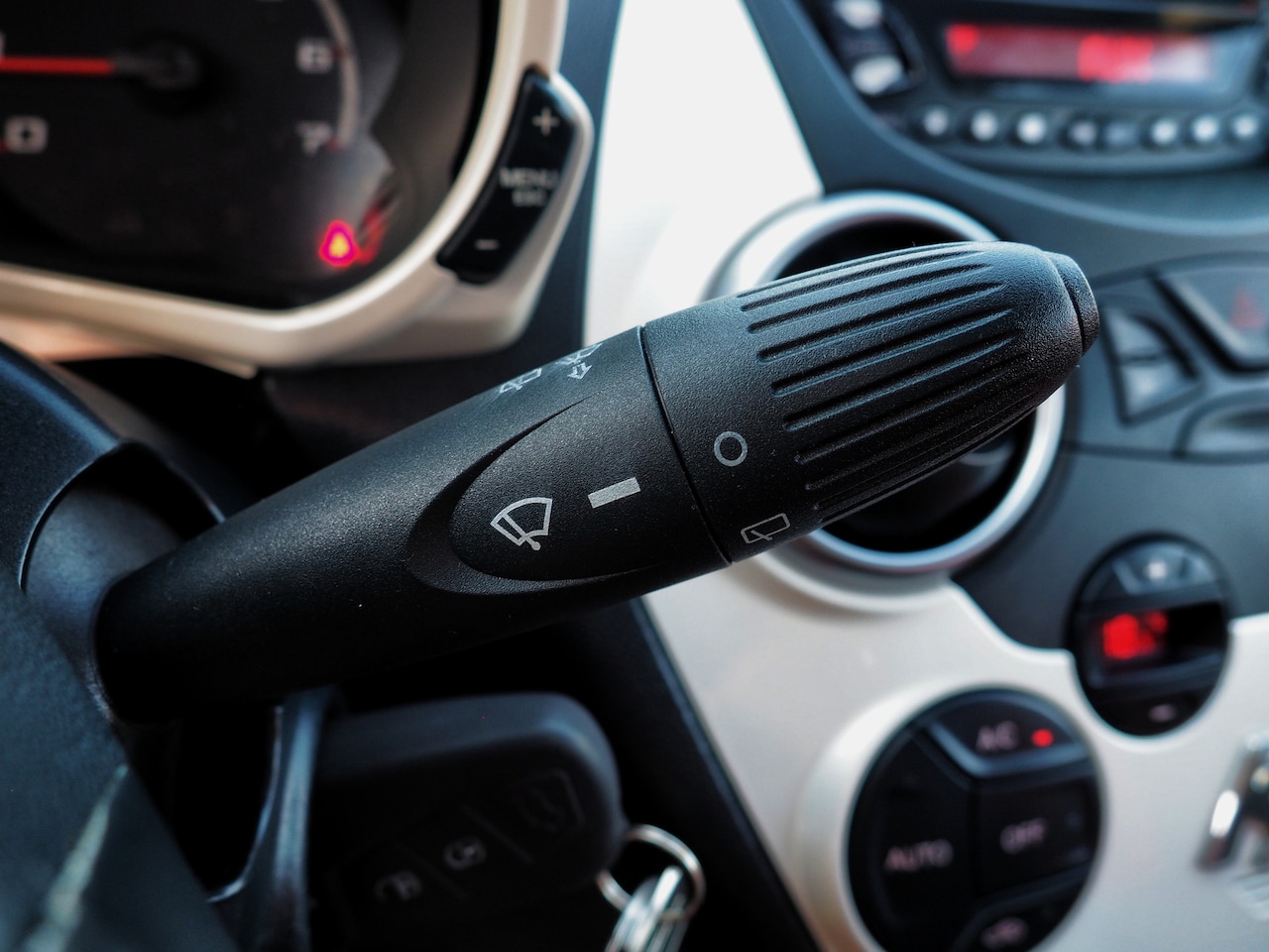 Ford Ka - 1.2 Titanium AIRCO LM VELGEN ELEK. PAKKET NL AUTO