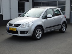 Suzuki SX4 - 1.6 Exclusive Automatische airco, trekhaak, licht metalen velgen, enz