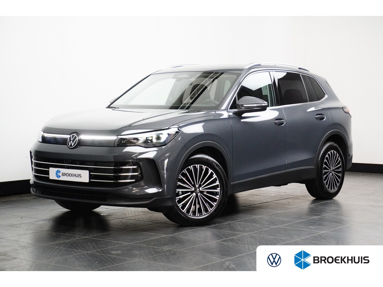 Volkswagen Tiguan - 1.5 eTSI 150PK DSG-7 Life Edition | NAVIGATIE | LED MATRIX | 360 CAMERA | ADAPT. CRUISE | - AutoWereld.nl