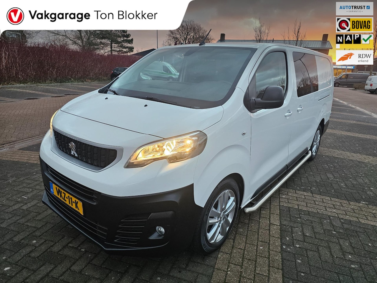 Peugeot Expert - 2.0 BlueHDI 120 Long Premium DC | 2 Schuifdeuren| Android/Apple Carplay| Dubbele cabine| - AutoWereld.nl