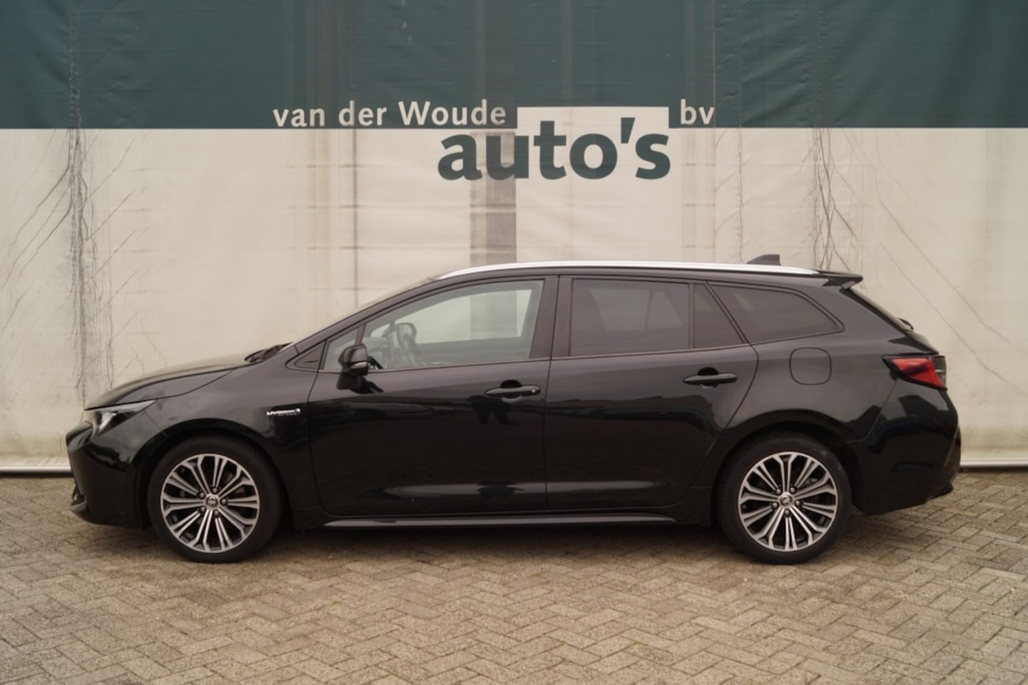 Toyota Corolla Touring Sports - 2.0 Hybrid Business Plus -ECC-CAM- - AutoWereld.nl