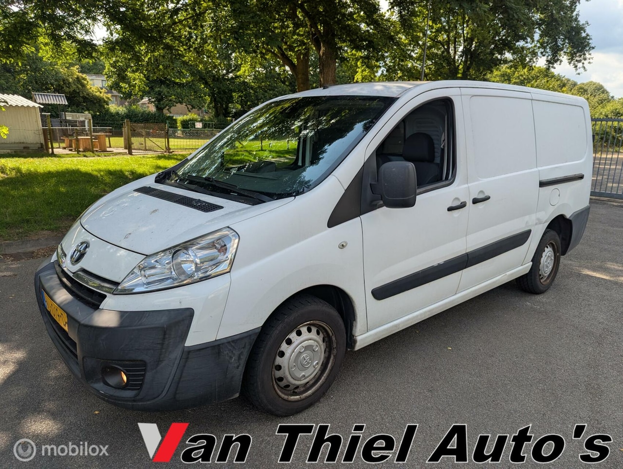 Toyota ProAce - 2.0D L2H1 Aspiration airco 2x schruifdeuren - AutoWereld.nl