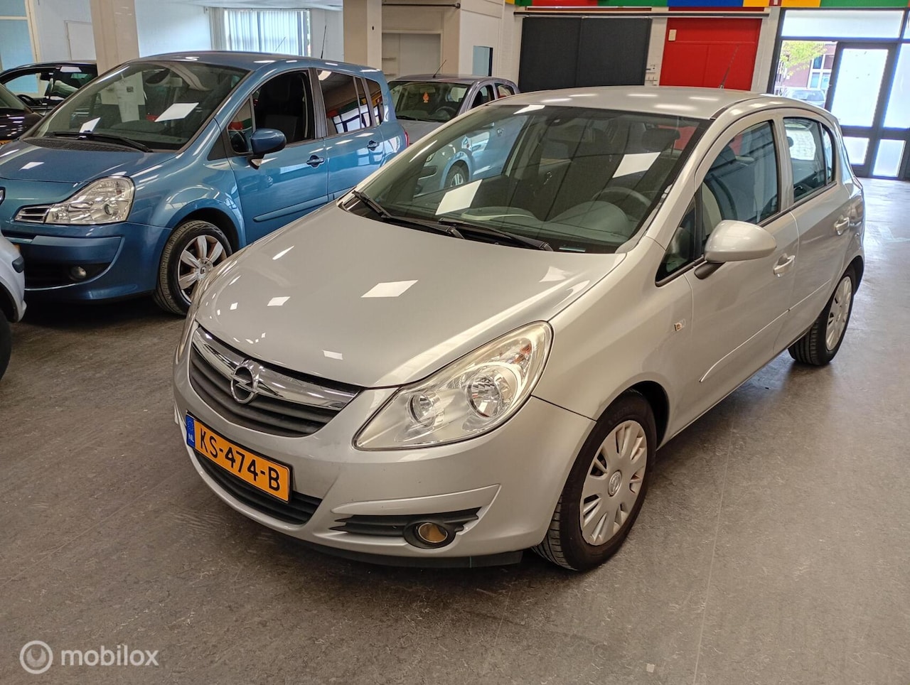 Opel Corsa - 1.2-16V Business Airco / 4Drs / Apk 12-07-2026 - AutoWereld.nl