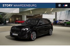 BMW X1 - xDrive25e M Sport Pro Automaat / Panoramadak / Trekhaak / Sportstoelen / Adaptief onderste
