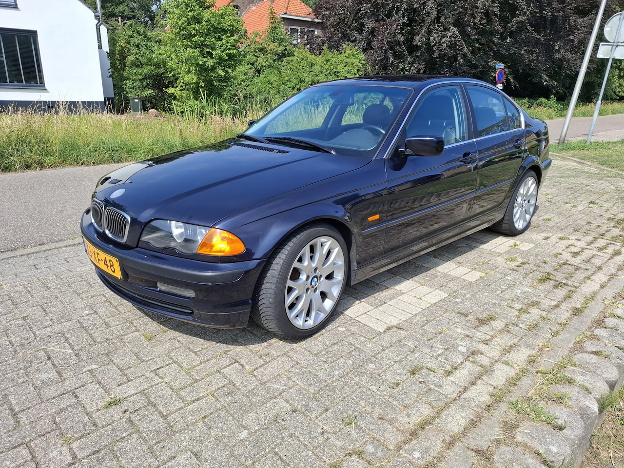 BMW 3-serie - 323i Executive - AutoWereld.nl