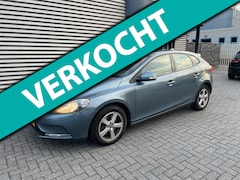 Volvo V40 - 2.0 D3 Kinetic