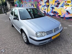 Volkswagen Golf - 1.6 Trendline elektrische ramen centrale vergrendeling apk juli 2026 nette goed rijdende a