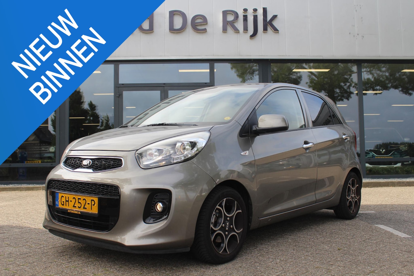 Kia Picanto - 1.0 CVVT First Edition 1.0 CVVT First Edition - AutoWereld.nl