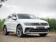 Volkswagen Tiguan - 2.0 4Motion Highline 3x R-Line Leer Virtual ACC