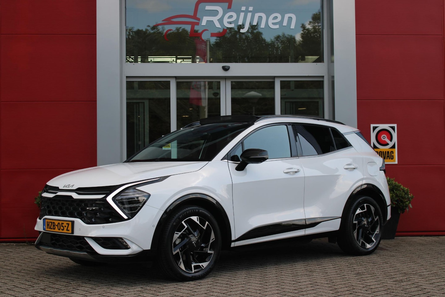 Kia Sportage - 1.6 T-GDi Plug-in Hybrid AWD GT-Line | PANORAMISCH SCHUIF / KANTELDAK | 360° CAMERA | 19"G - AutoWereld.nl