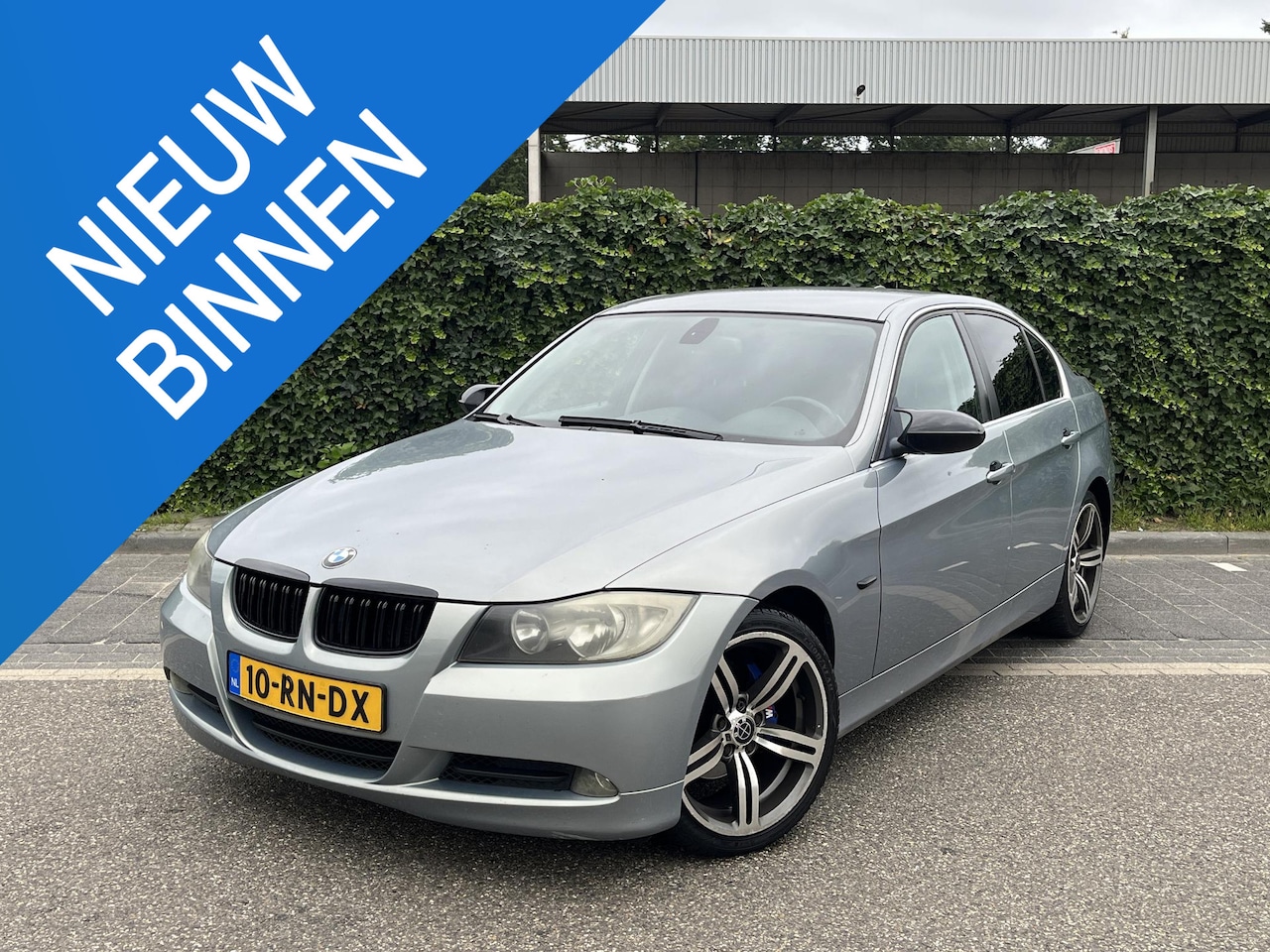 BMW 3-serie - 320i Dynamic Executive * Leder * Navi * Cruise * Apk 12-2025 - AutoWereld.nl