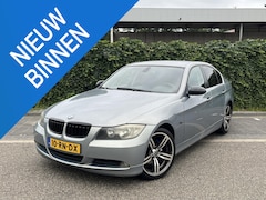BMW 3-serie - 320i Dynamic Executive * Leder * Navi * Cruise * Apk 12-2025
