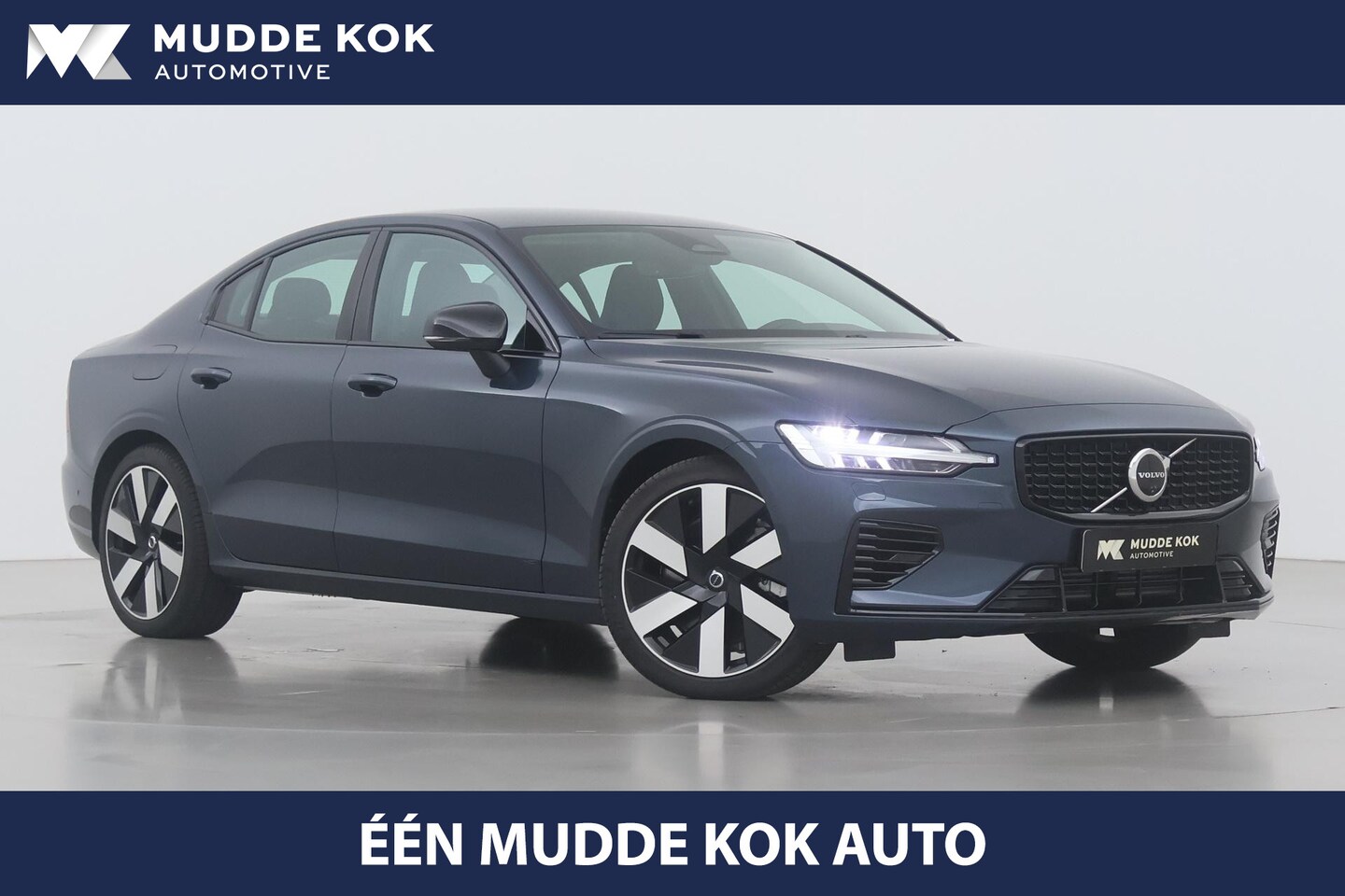 Volvo S60 - T8 Recharge Plus Dark | Long Range | 360° Camera | ACC | harman/kardon | BLIS | Stoel+Stuu - AutoWereld.nl