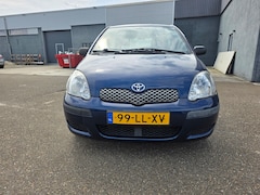 Toyota Yaris - 1.0 VVT-i Terra