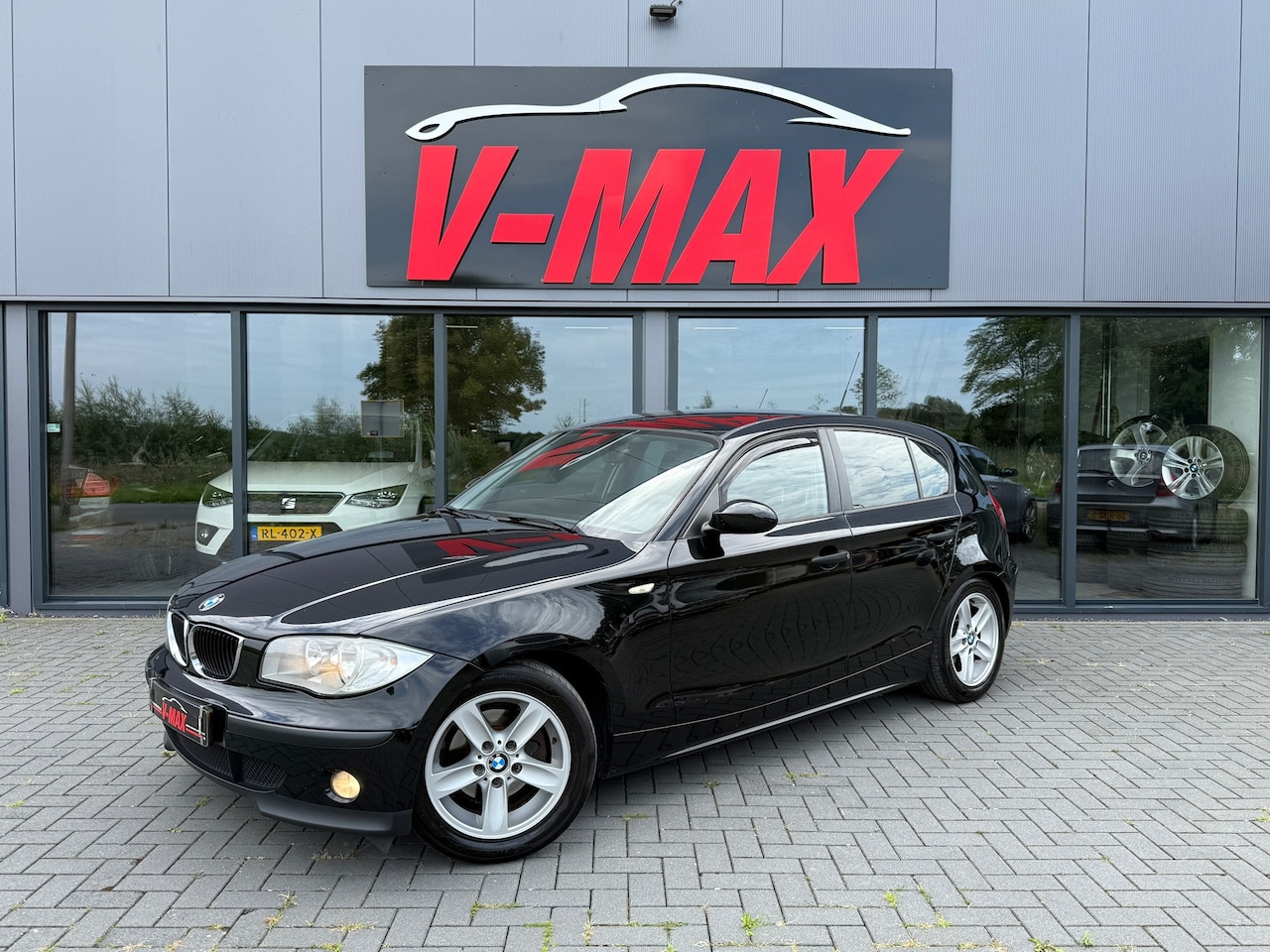 BMW 1-serie - 116i 5 Deurs Climate Control Lm Velgen - AutoWereld.nl