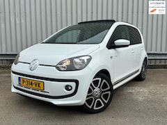 Volkswagen Up! - 1.0 high up BlueMotion Club [Pano Carplay Camera Aut]