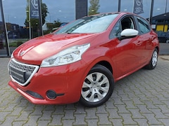 Peugeot 208 - 1.0 PureTech LIKE 5-Deurs Airco Apple carplay Cruise Trekhaak