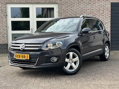 Volkswagen Tiguan - 1.4 TSI 150PK Aut. Lounge Trekhaak Navi Camera O.H