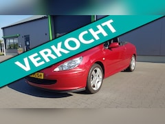 Peugeot 307 CC - 2.0-16V Sport in nette staat Goed onderhouden Cabrio elec. inklapbaar Airco Centr.vergr. m