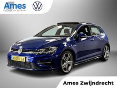 Volkswagen Golf - 1.5 TSI Highline Business R Panoramadak / 'Sebring', 18 inch lichtmetaal / Panorama-schuif