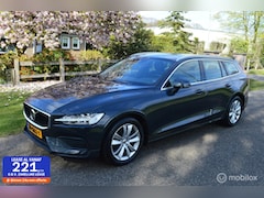 Volvo V60 - 2.0 D4 Momentum 2019 virtual