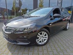Opel Astra Sports Tourer - 1.2 Business Edition Climate Cruise Apple Carplay Stoel+stoelverwarming
