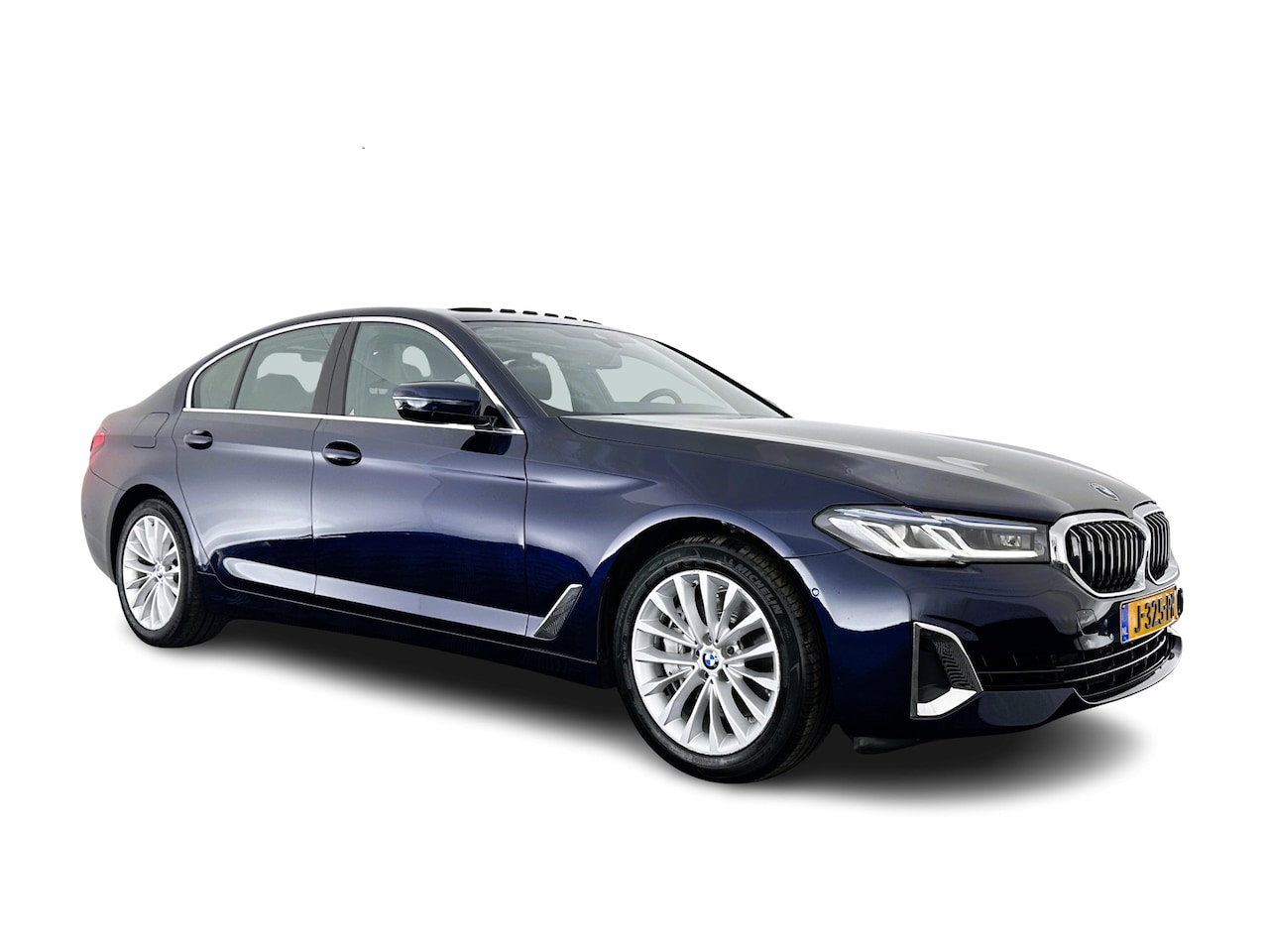 BMW 5-serie - 540i xDrive High Executive Edition Aut. *PANO | LUXURY-LEATHER | LASER-LIGHT | BOWERS&WILK - AutoWereld.nl