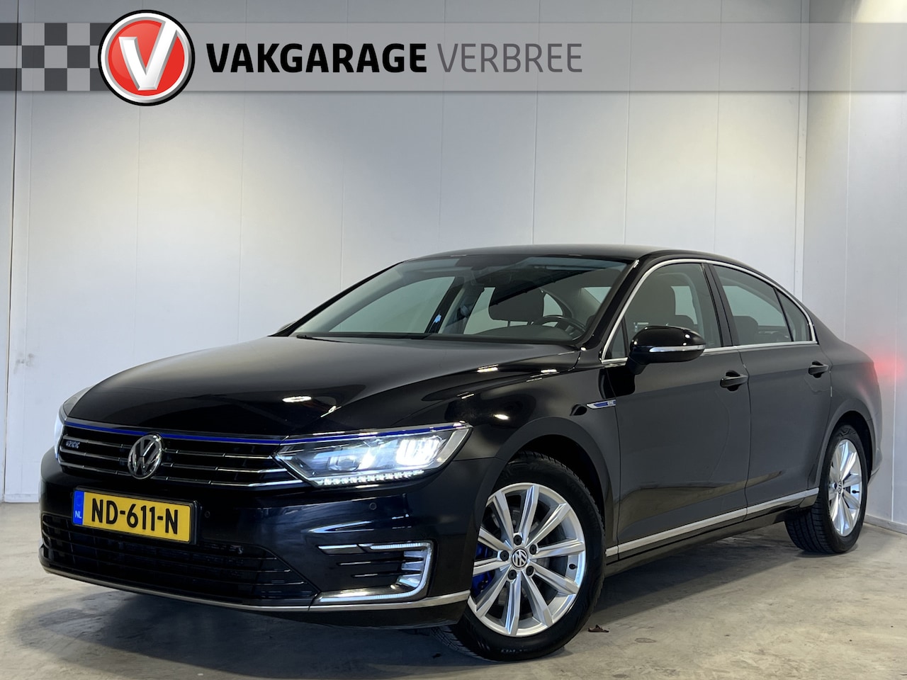 Volkswagen Passat - 1.4 TSI GTE Connected Series | Automaat | Stoelverwarming | Navigatie/AppleCarplay/Android - AutoWereld.nl