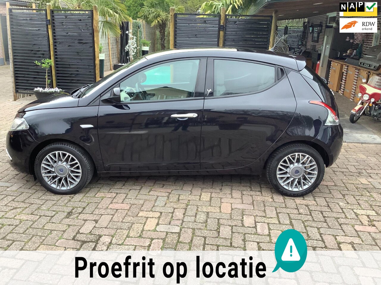 Lancia Y(psilon) - Ypsilon 0.9 TwinAir Gold nieuwe apk tot 4-2026 - AutoWereld.nl