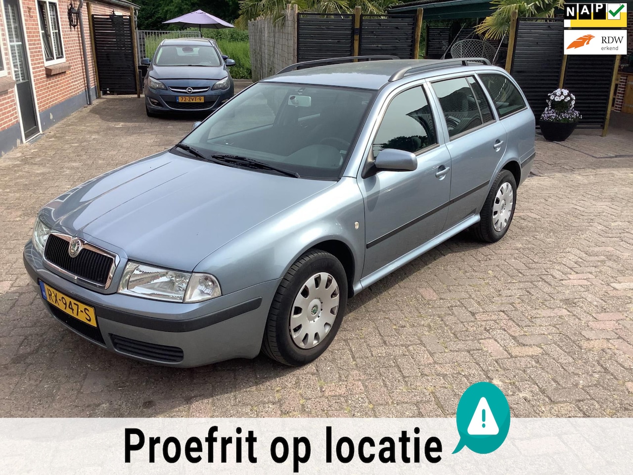 Skoda Octavia Combi - 1.6 Classic NIEUWE APK 03-2026 - AutoWereld.nl