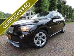 BMW X1 - sDrive18i Executive Automaat Ecc Cruisecontrol Sportinterieur Pdc LM Vegen Trekhaak
