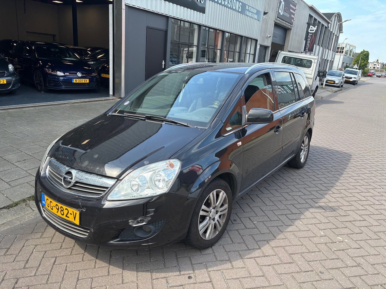 Opel Zafira - 1.6 111 years Edition 1.6 111 years Edition - AutoWereld.nl