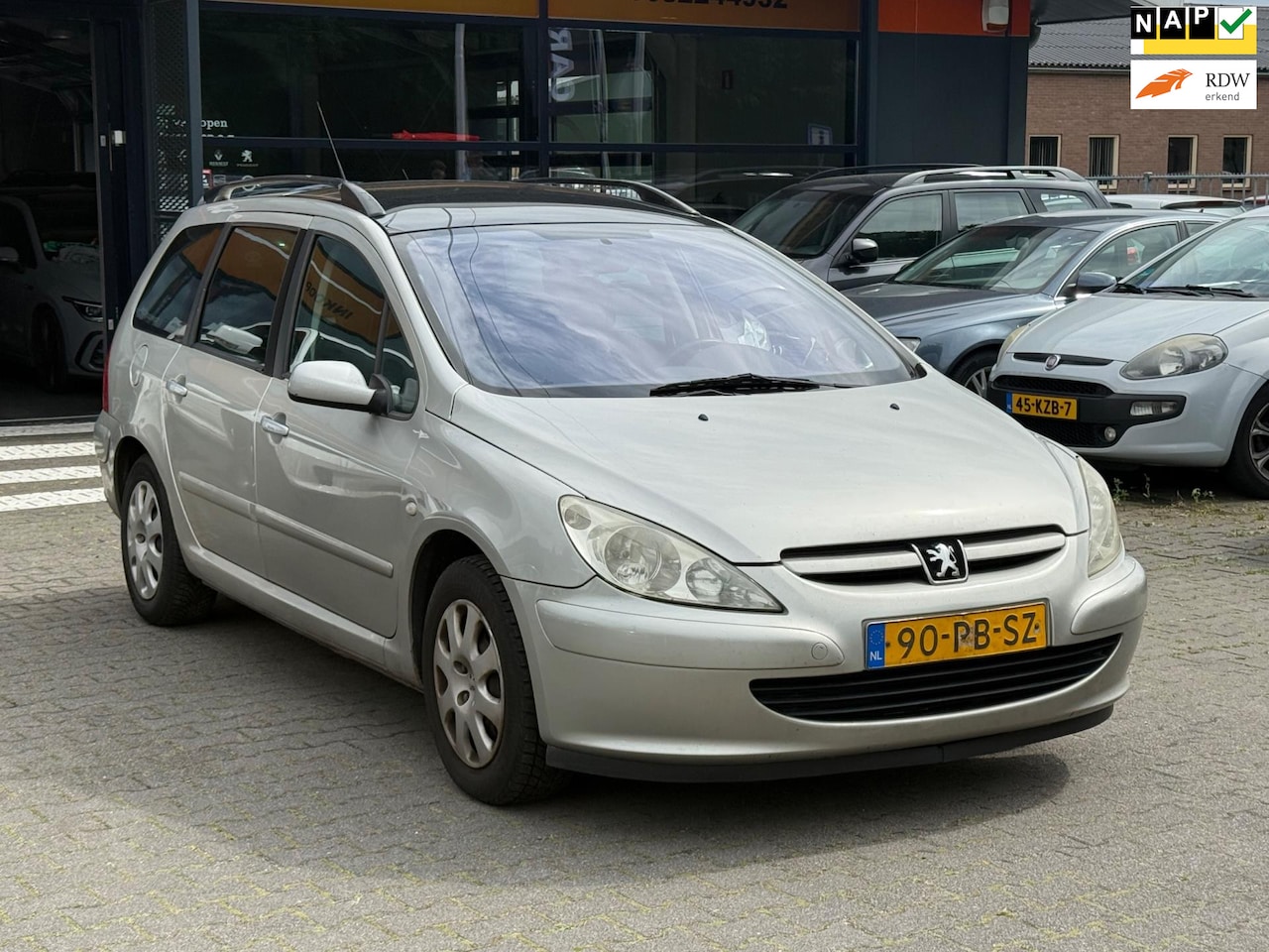 Peugeot 307 SW - 1.6 16V Pack 7PERSOONS/APK 6-8-2026/PANO/CRUISE/CLIMA - AutoWereld.nl