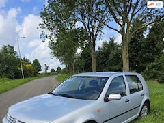 Volkswagen Golf - 1.6 Trendline|nette staat