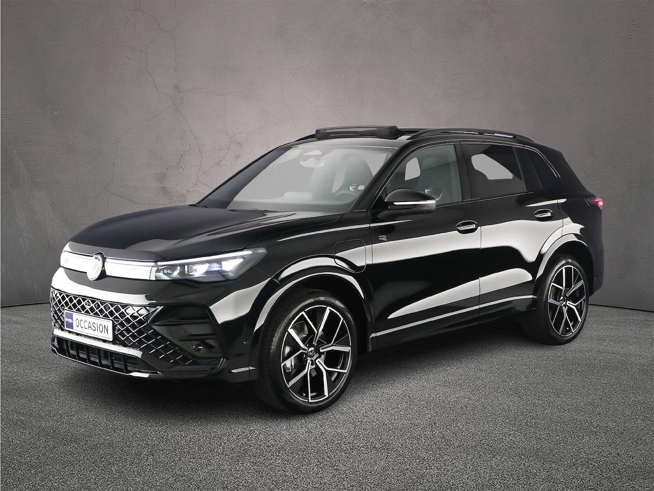 Volkswagen Tiguan - R-Line Edition 1.5 TSI eHybrid 204pk DSG Automaat Trekhaak, 360 camera, Panoramadak, Elekt - AutoWereld.nl