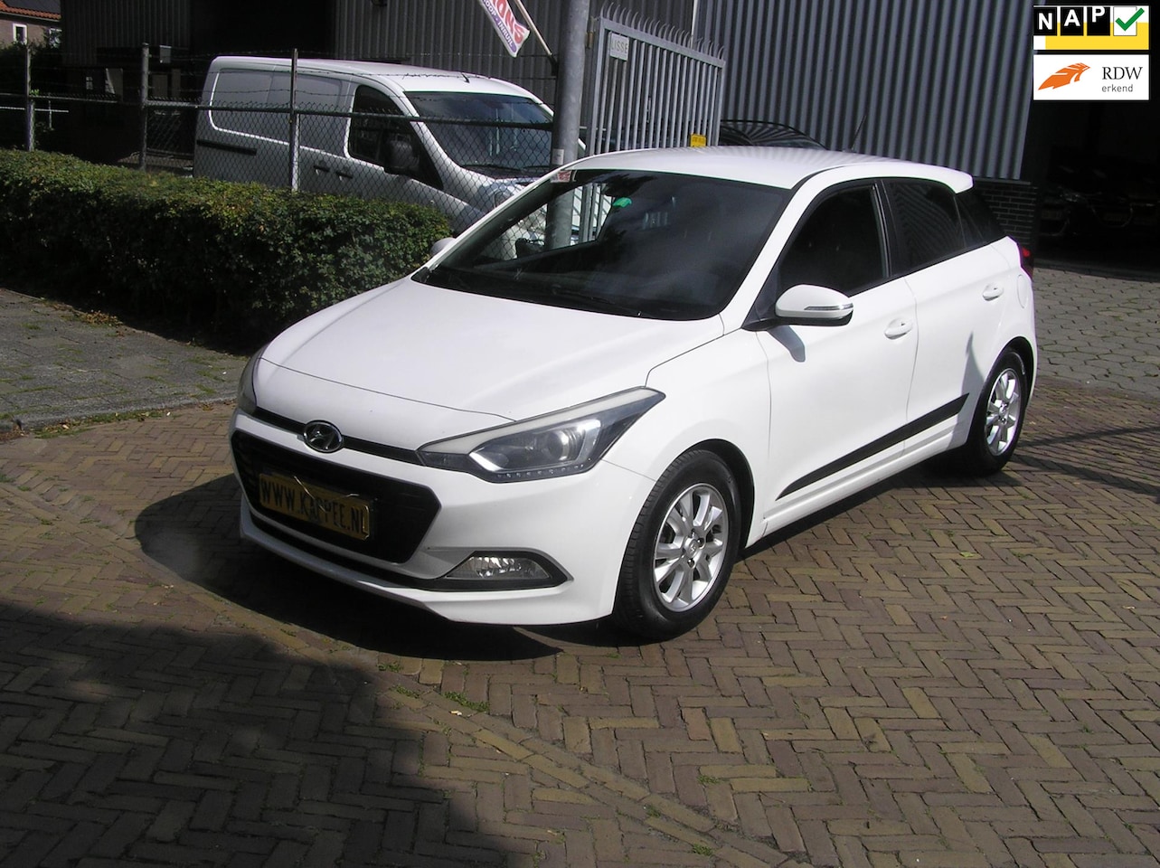 Hyundai i20 - 1.0 T-GDI Go! 2016 nap pas airco nieuwe apk - AutoWereld.nl