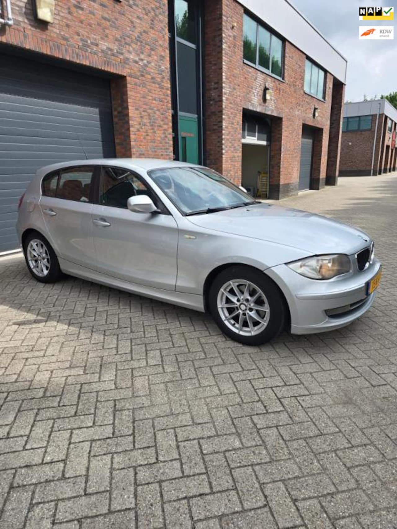 BMW 1-serie - 120i Business Line 120i Business Line - AutoWereld.nl