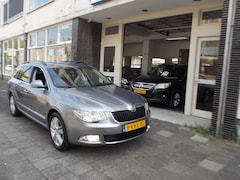 Skoda Superb Combi - 1.8 TSI Ambition NAVI CRUISE CONTROL PDC AUTOMAAT
