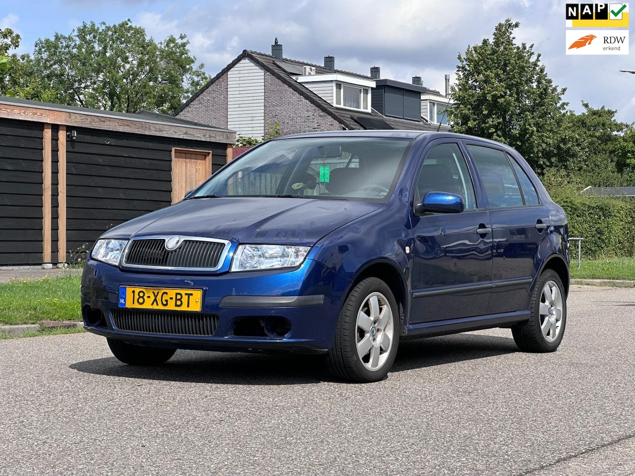 Skoda Fabia - 1.4-16V Equipe Cruise*Airco*NAP*LM velgen*Elektrische ramen* - AutoWereld.nl