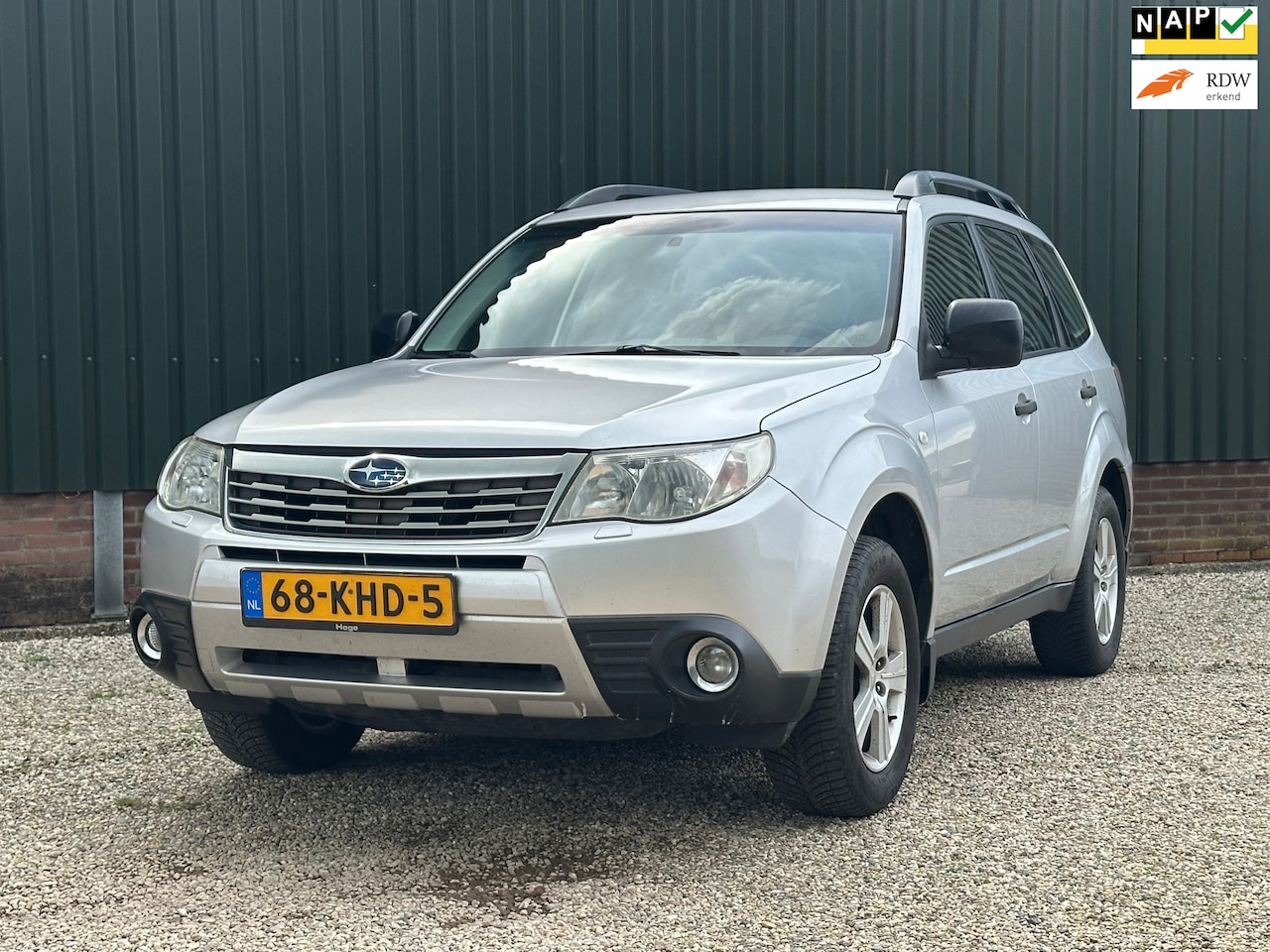 Subaru Forester - 2.0 Comfort/Trekhaak - AutoWereld.nl