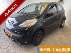 Peugeot 107 - 1.0-12V XS Urban Move // APK // 160000 KM NAP // airco //
