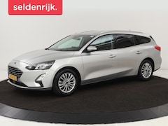 Ford Focus - 1.0 EcoBoost Hybrid Titanium X | Stoel & stuurverwarming | Camera | Trekhaak | Carplay | D