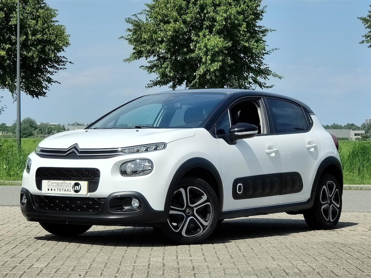 Citroën C3 - 1.2 PureTech S&S Feel Edition | Carplay | Navi | Cruise - AutoWereld.nl