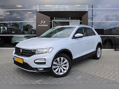 Volkswagen T-Roc - 1.0 TSI Style | Airco | Bluetooth telefoonvoorbereiding | Lichtmetalen velgen 16"