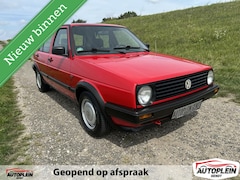 Volkswagen Golf - 2 1.3